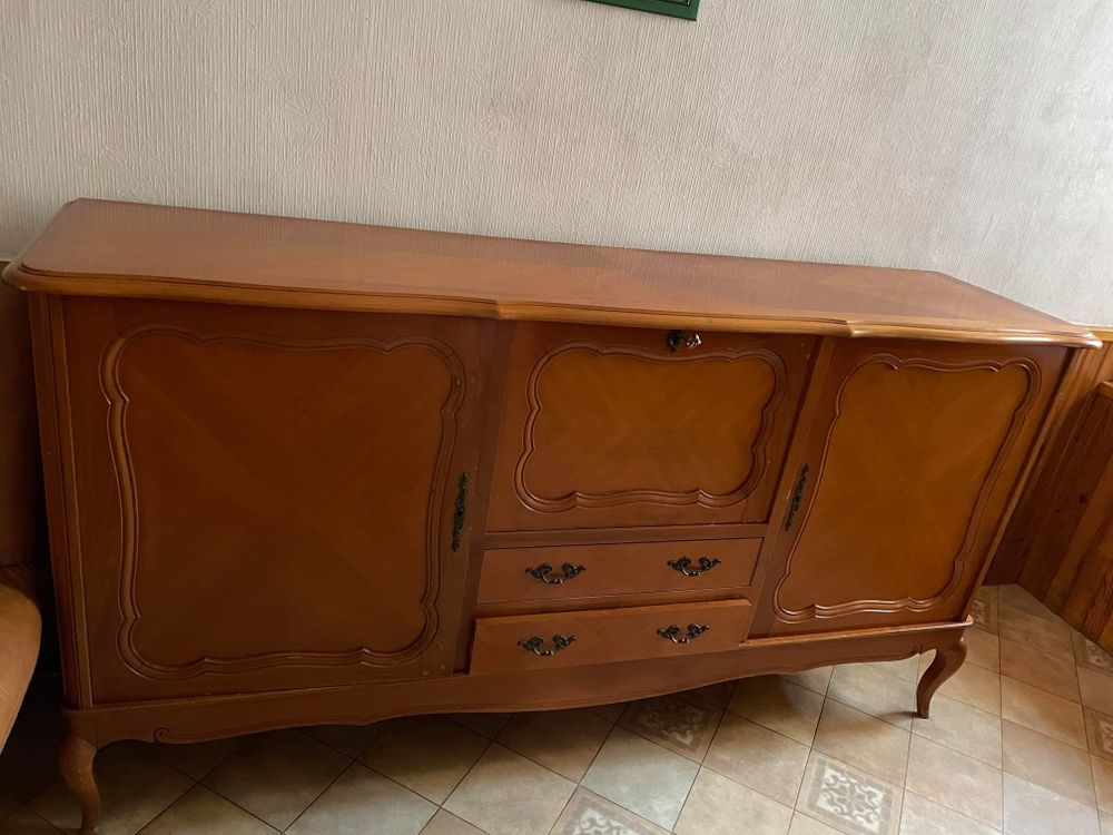 buffet bois cir� 200 Charmes (88)