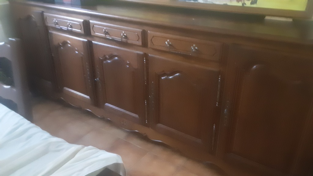 Buffet en bois fonc� 4 portes 3 tiroirs 290 Sarlat-la-Can�da (24)