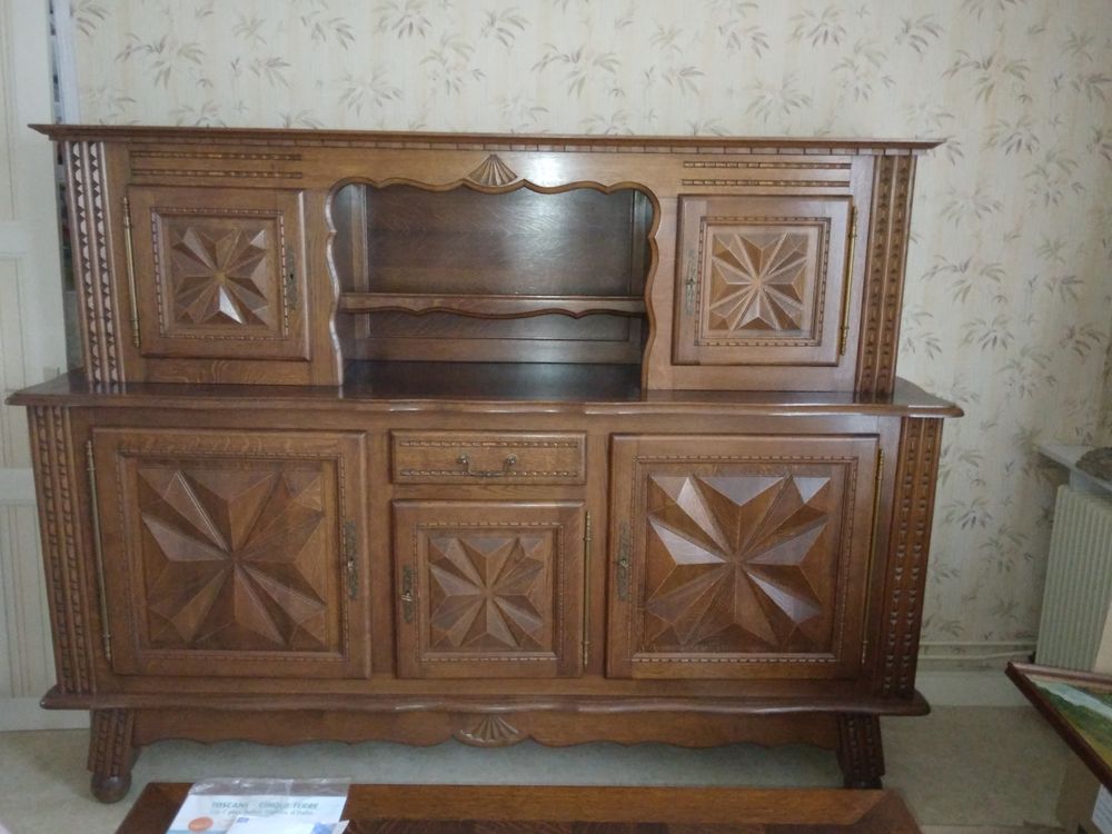 Buffet bois massif
80 Montereau-Fault-Yonne (77)