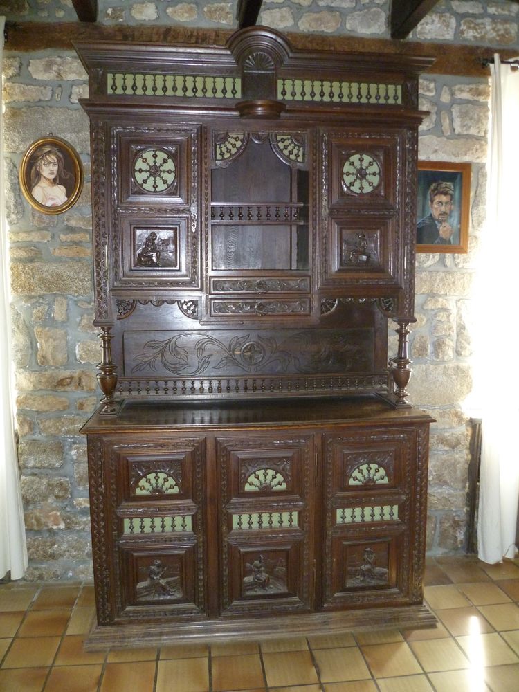 Buffet Breton ancien 300 La Rochelle-Normande (50)
