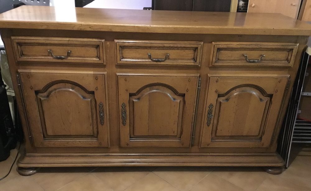 Buffet bas en ch�ne massif 110 Saclay (91)