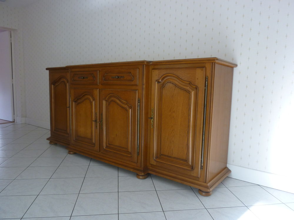 Buffet ch�ne massif, en parfait �tat 170 Loches (37)