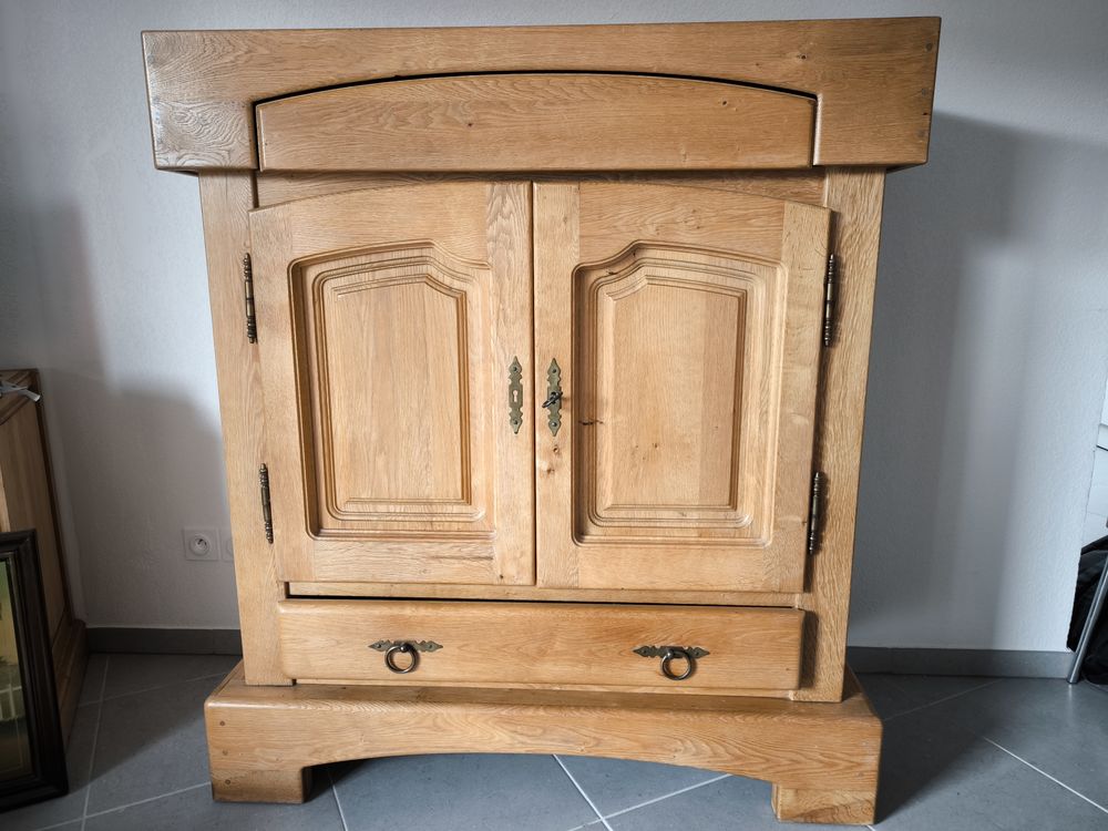 Buffet ch�ne style campagnard 40 Vic-la-Gardiole (34)