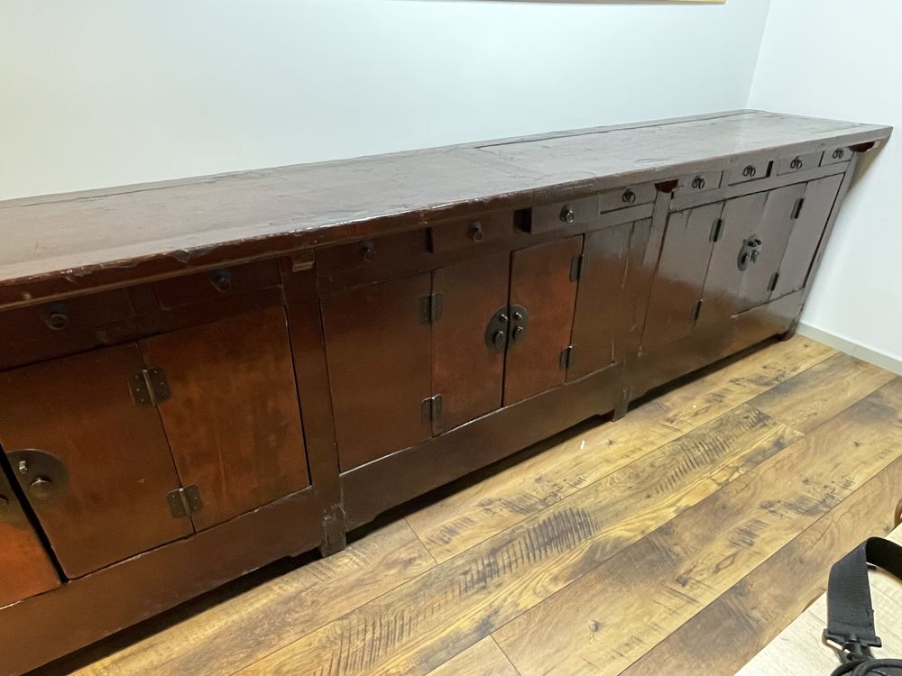 Buffet Chinois 130 ans
Origine Shanki 3275 Birac-sur-Trec (47)