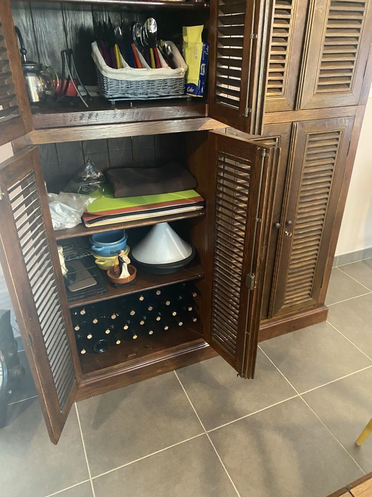 Buffet 2 corps en ch�ne 400 Saint-Denis-de-Pile (33)