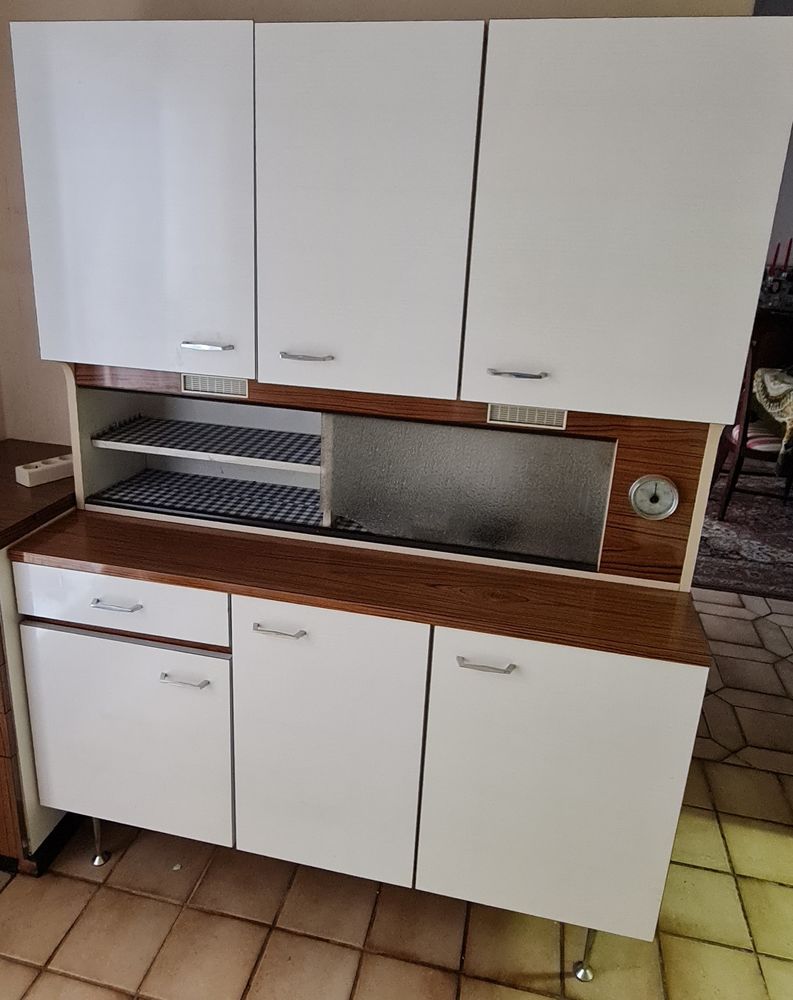 Buffet de cuisine, Table et 2 tabourets 200 Sainte-Genevi�ve-des-Bois (91)