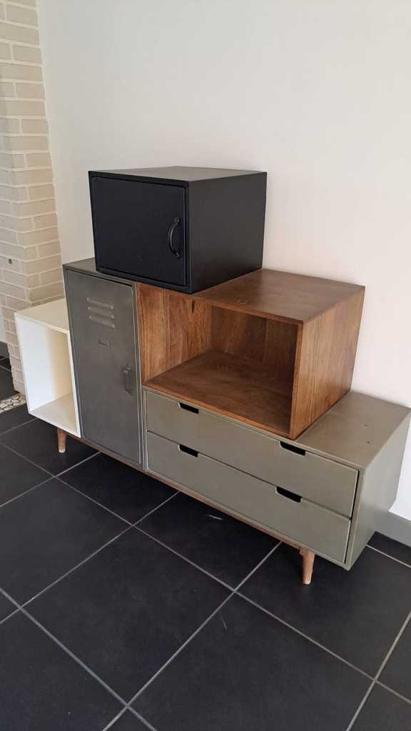 Buffet design asym�trique bois & m�tal ? style industriel 140 La Seyne-sur-Mer (83)