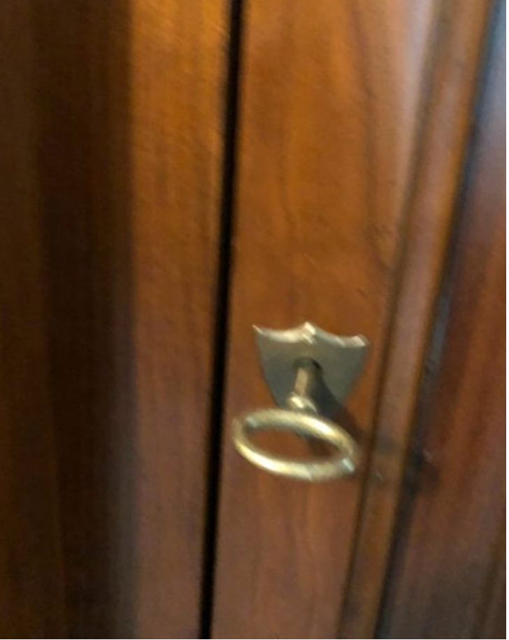 buffet enfilade Louis philippe
120 Br�tigny-sur-Orge (91)