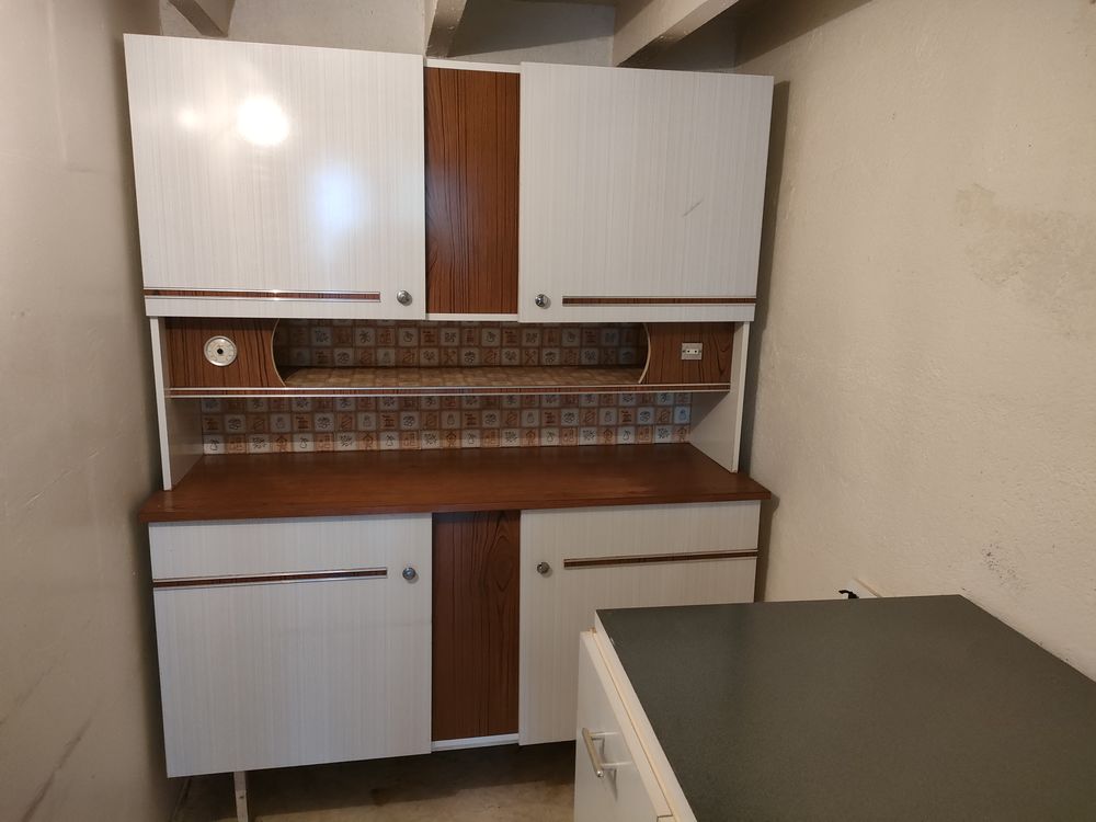 Buffet FORMICA 0 Saint-Vincent-Bragny (71)