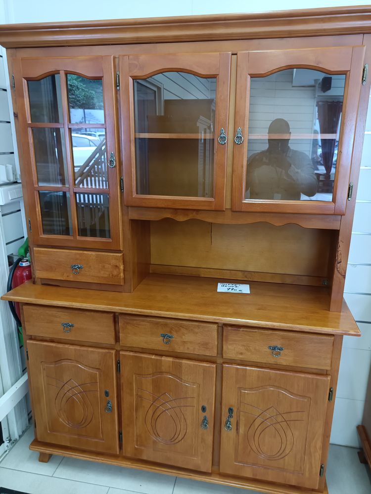 Buffet haut en h�v�a massif 990 La Trinit� (97)