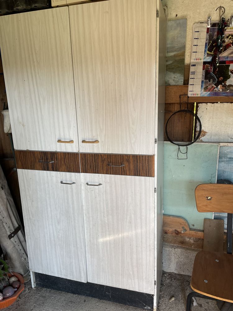 Buffet loge-tout formica 100 La Neuville-au-Pont (51)