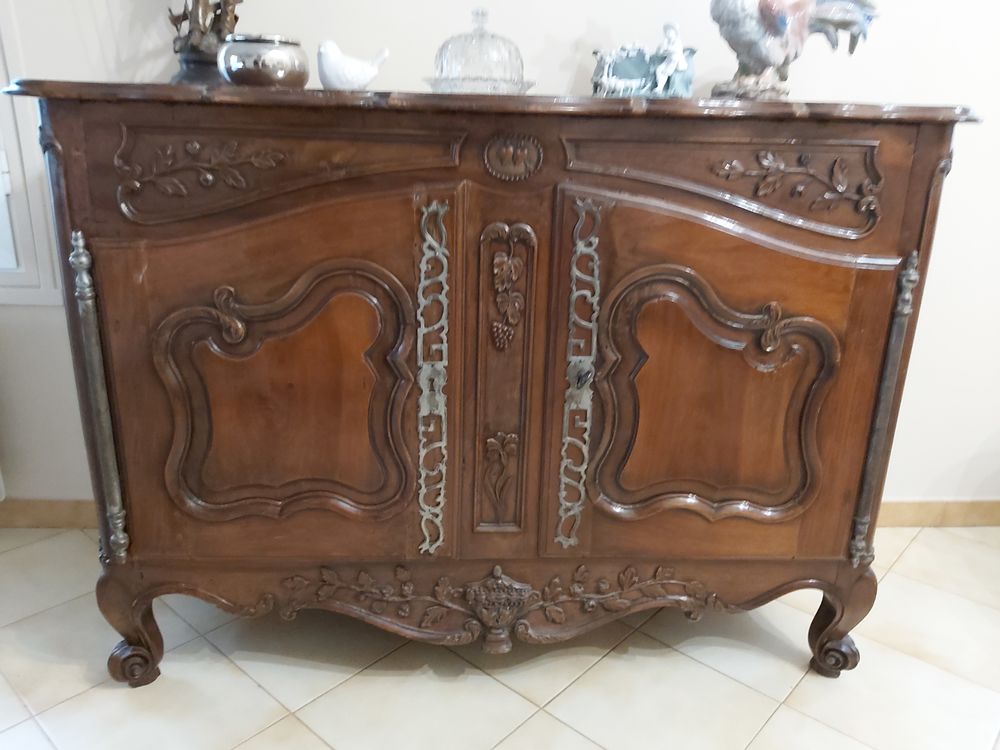 Buffet de mariage du XVIII si�cle 3000 Sanary-sur-Mer (83)