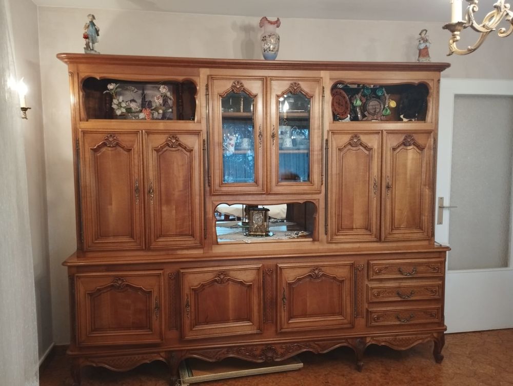 BUFFET MASSIF EN CHENE EN TRES BON ETAT 50 Meythet (74)