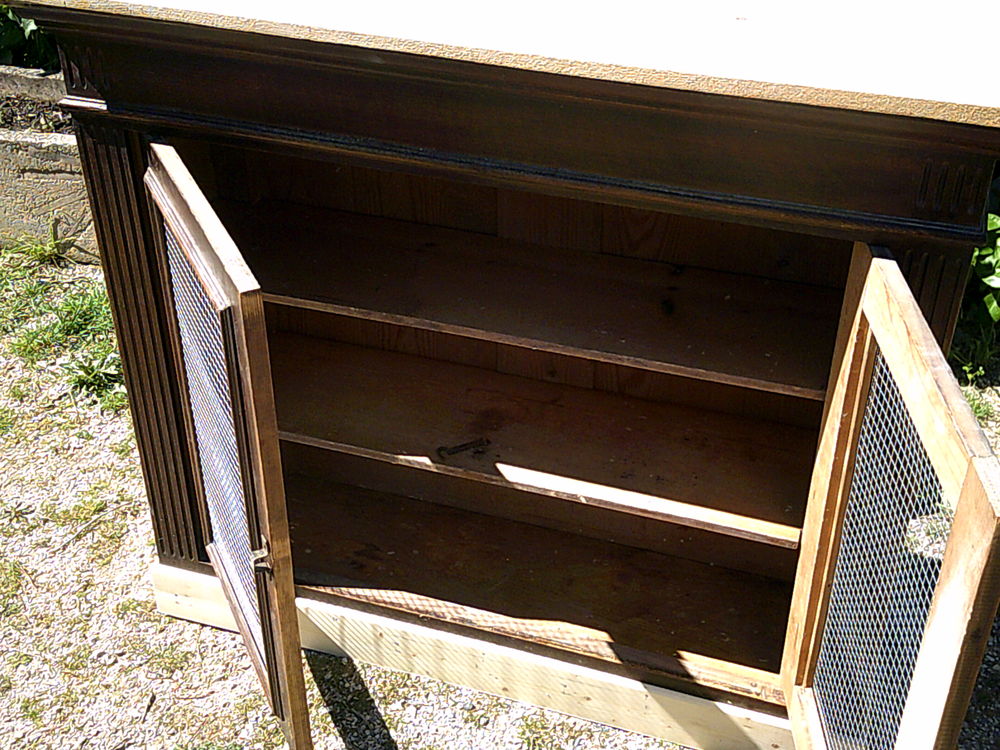 buffet portes grillag�es  vintage 180 Taillades (84)