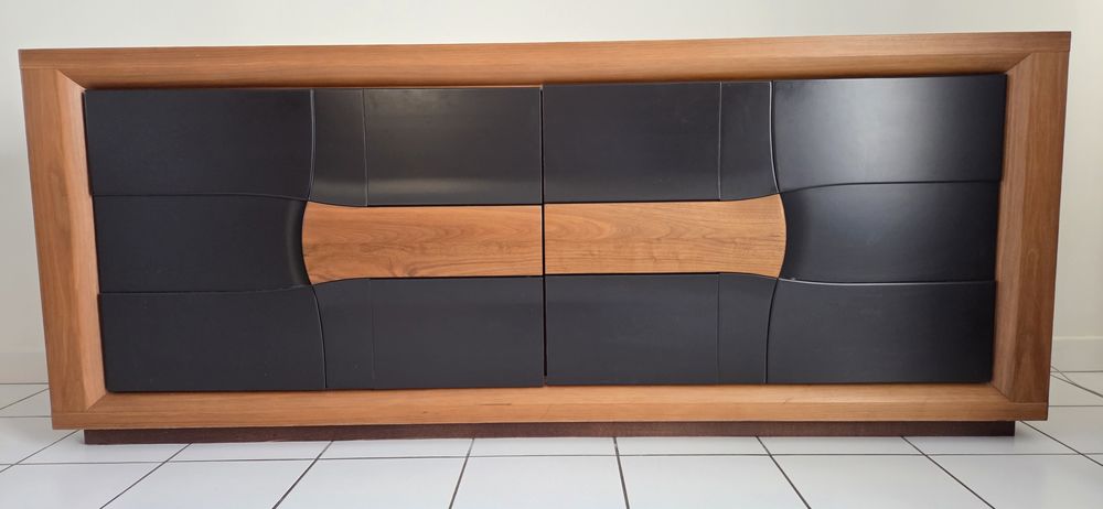 Buffet 2 portes pliantes avec 1 tiroir int�rieur / 1 �tag�re 450 Br�tigny-sur-Orge (91)