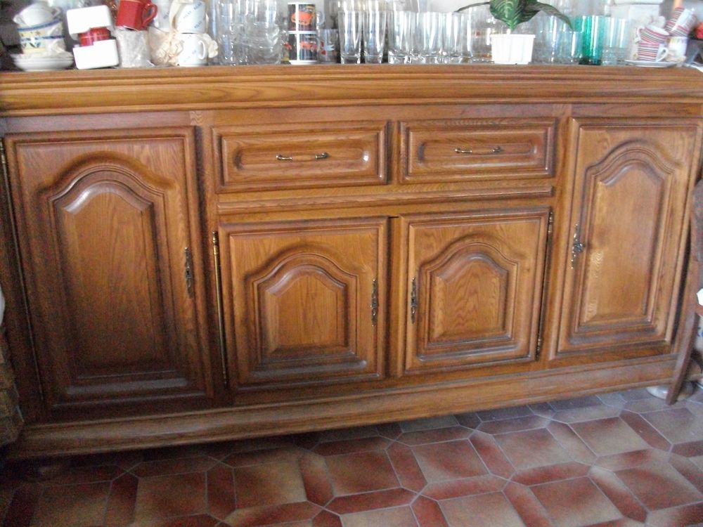 Buffet 4 portes + tiroirs en ch�ne massif 950 Bouxwiller (67)
