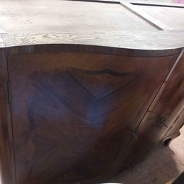 Buffet 2 portes 20 La Fert�-sous-Jouarre (77)