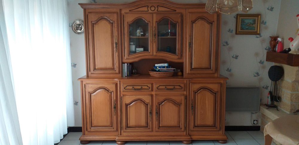 Buffet pour salle � manger en ch�ne massif tr�s bon �tat 200 Saint-Quentin (02)