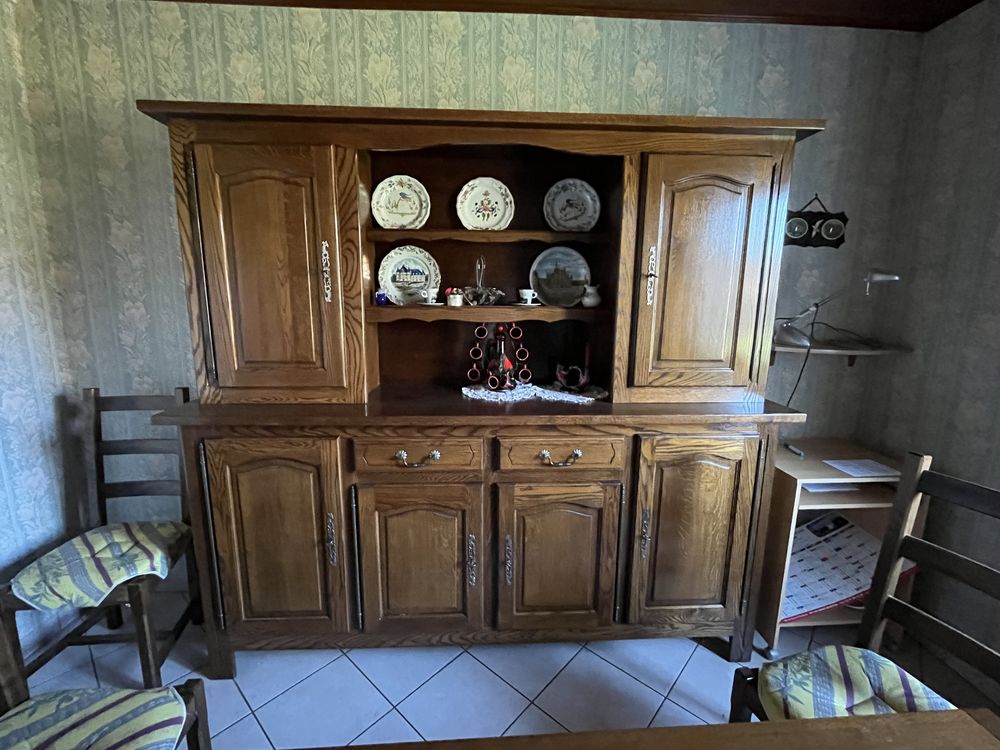 BUFFET SALLE A MANGER EN CHENE 260 Vinzelles (71)