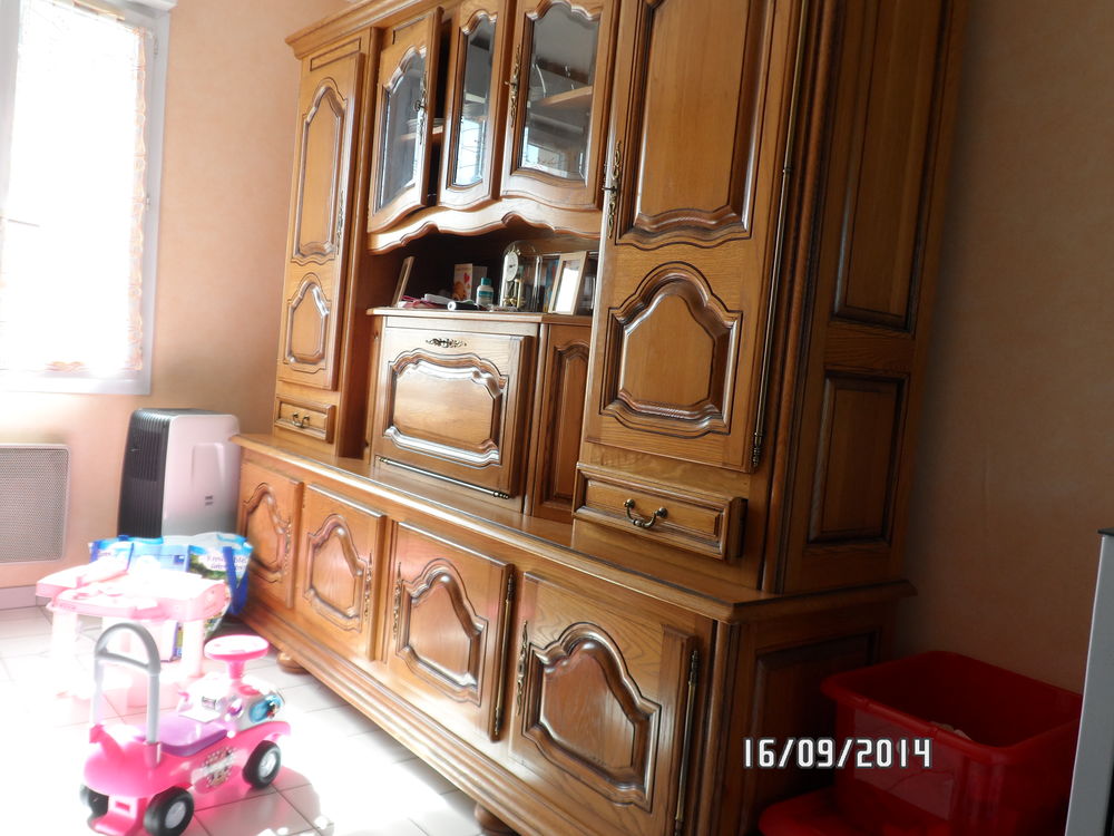 BUFFET SALON CH�NE MASSIF BON �TAT 1000 M�z�riat (01)