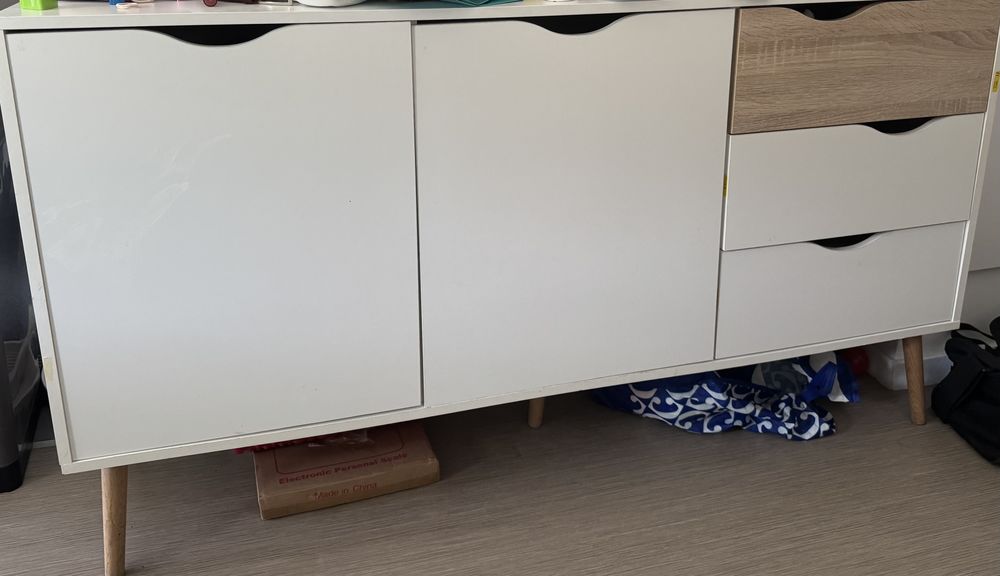 Buffet salon 130 Saint-Germain-en-Laye (78)