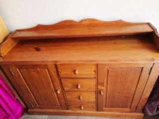 BUFFET STYLE ANGLAIS 
150 M�rignac (33)