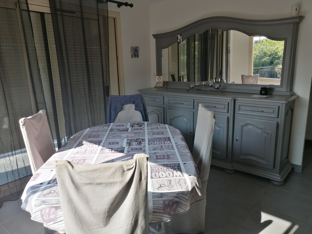 Buffet + table 200 Cahors (46)