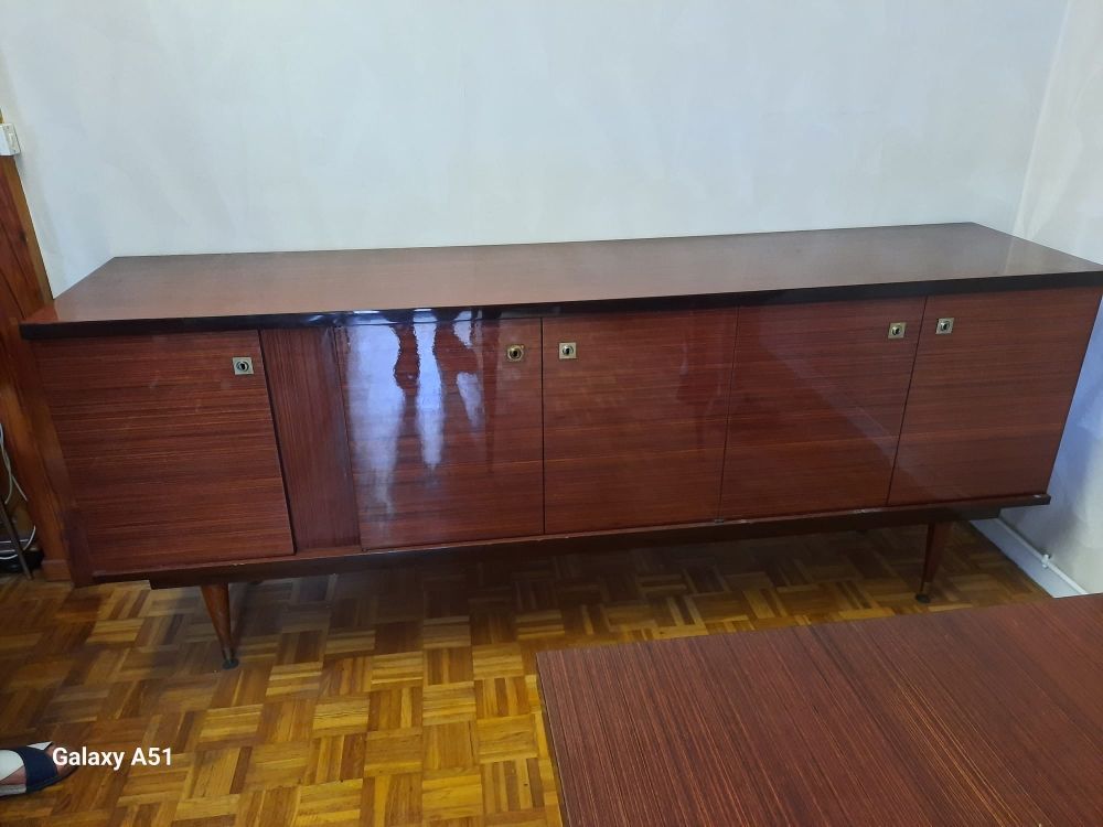 Buffet vintage laqu�. 100 Triel-sur-Seine (78)