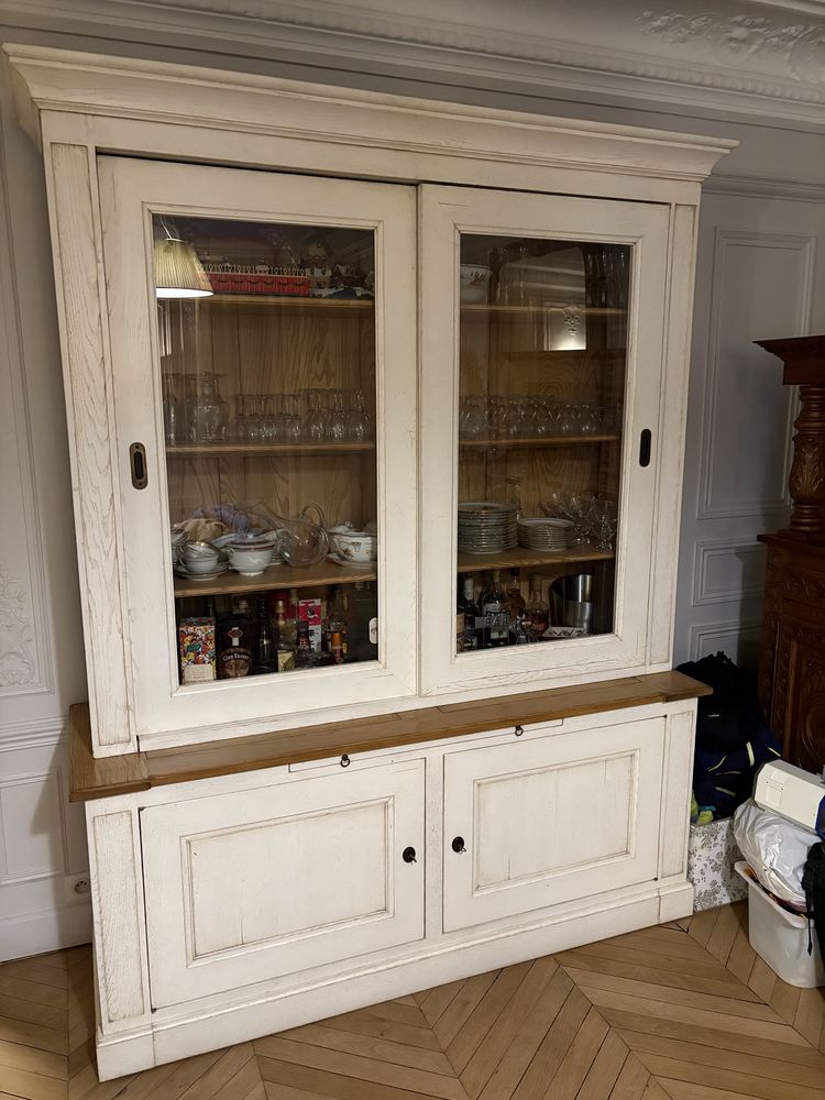 Buffet vitrine vaisselier 560 Paris 9 (75)