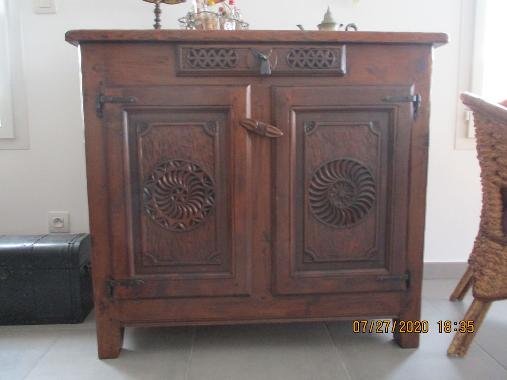 Buffet bas 250 Perpignan (66)