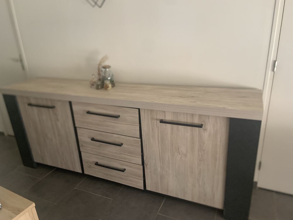 Buffet () 160 Noyelles-Godault (62)