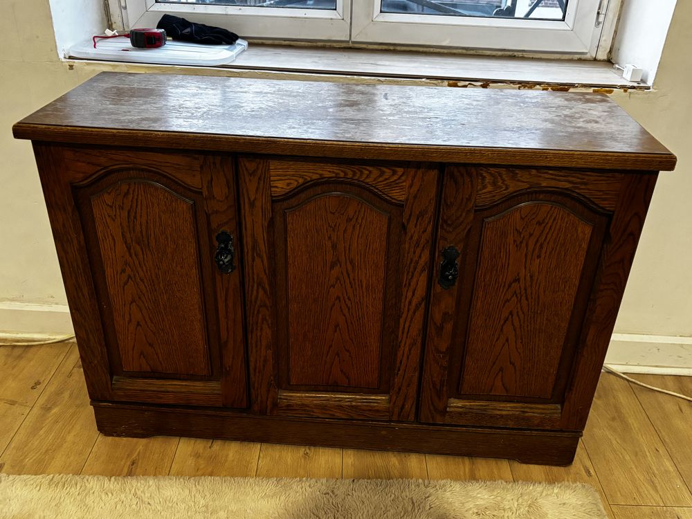 buffet bas 50 Beaumont-le-Roger (27)