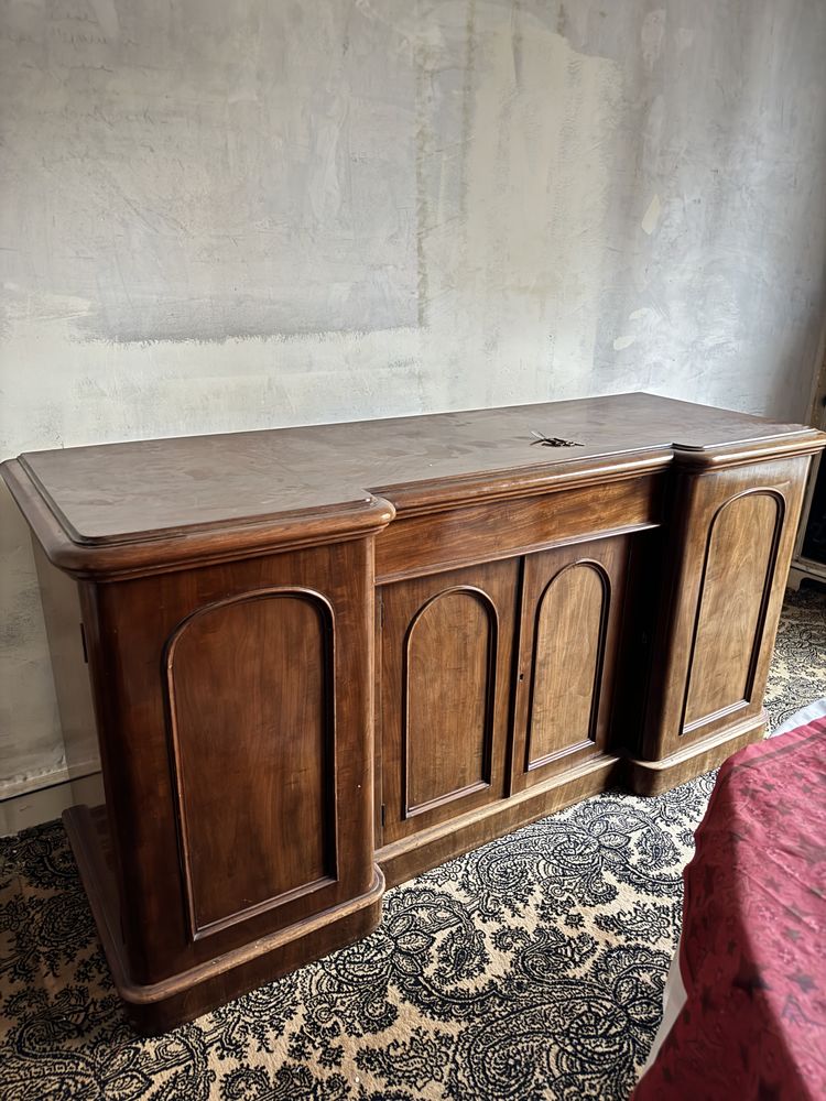 Buffets anciens 550 Aubervilliers (93)