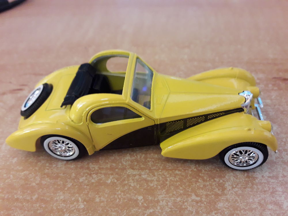 Bugatti atalante 1/43 + fascicule n� 42 + boitier solido 12 Castel-Sarrazin (40)