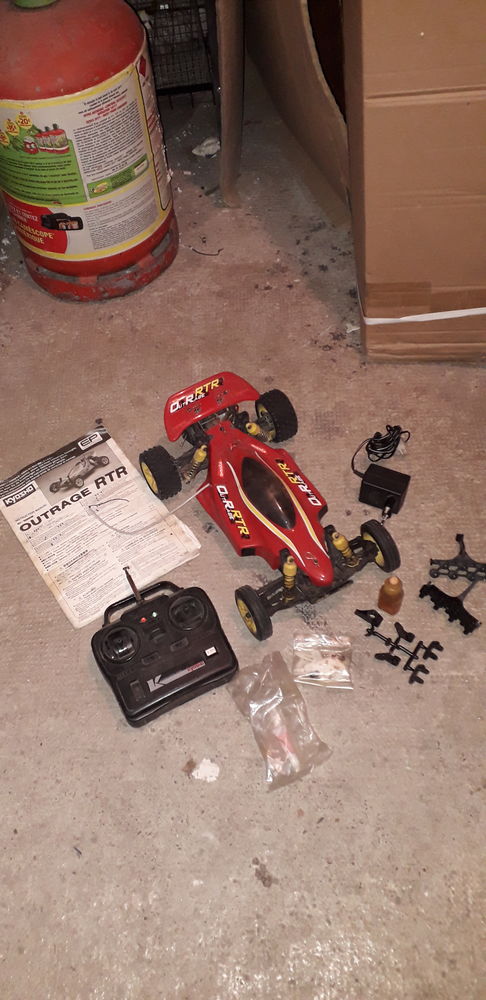 Buggy Kyosho outrage RTR � l'�chelle 1/10 95 Marseille 15 (13)