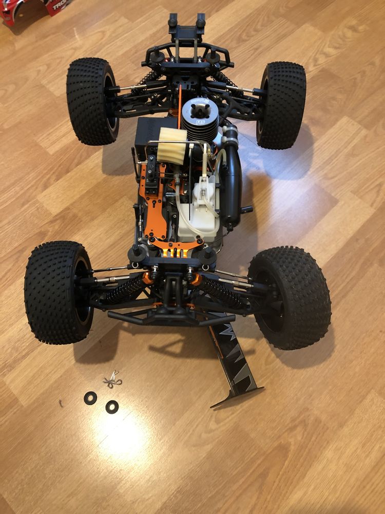 Buggy 1/8 thermique 300 Ouistreham (14)