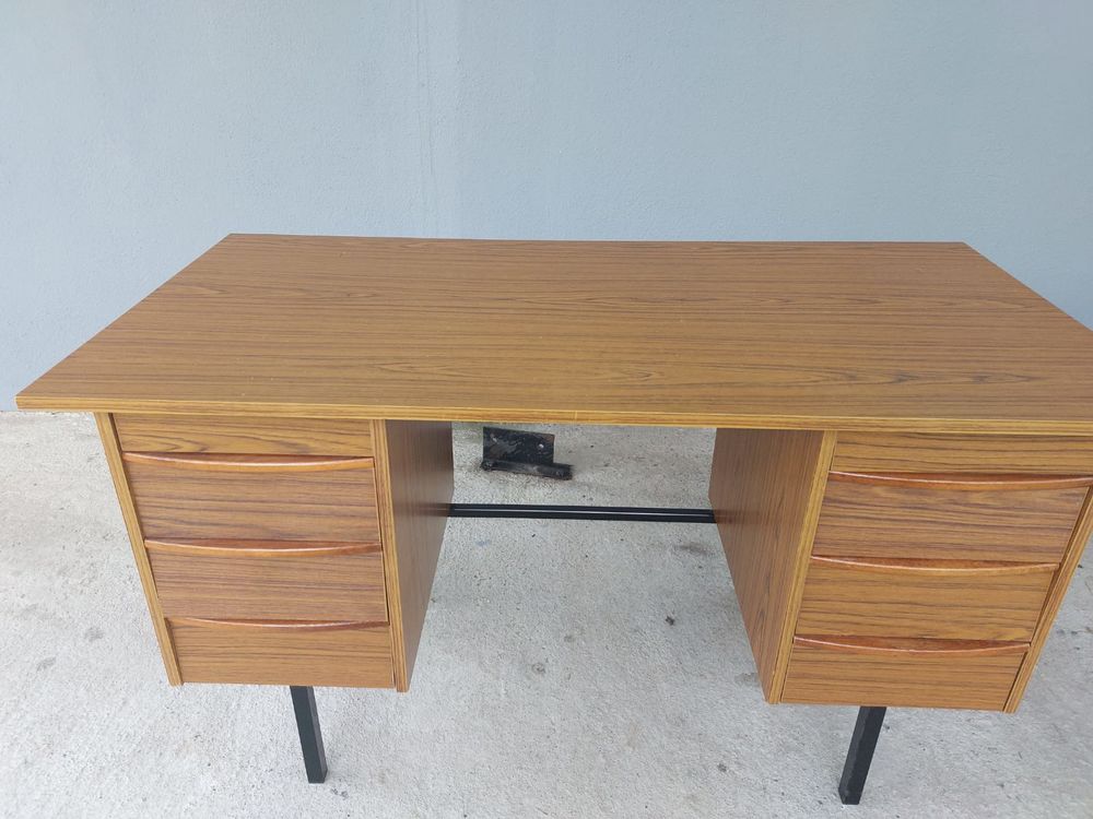 bureau adulte ou adolescent 40 Amplepuis (69)