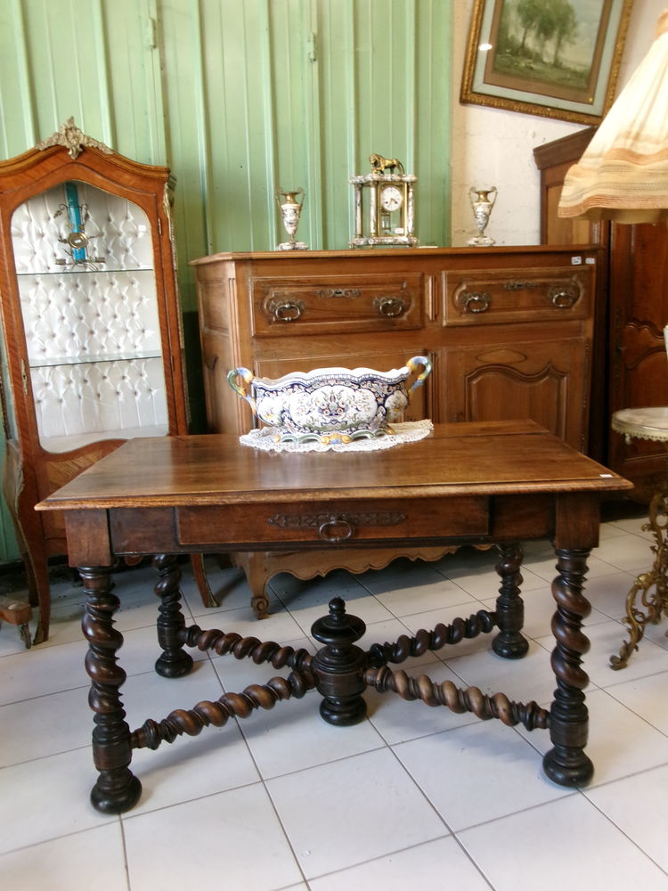 Bureau ancien en noyer 270 Ch�teau-l'�v�que (24)