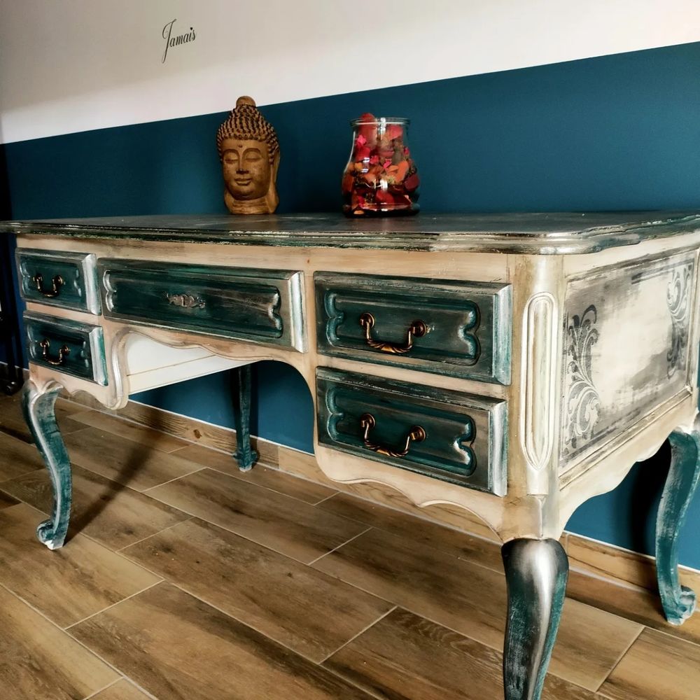 Bureau ancien totalement r�nov� 180 S�lestat (67)