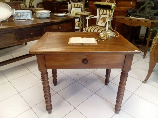 Bureau ancien 220 Ch�teau-l'�v�que (24)