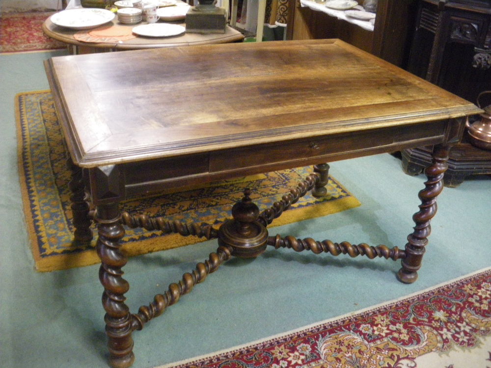 Bureau ancien 220 Ch�teau-l'�v�que (24)