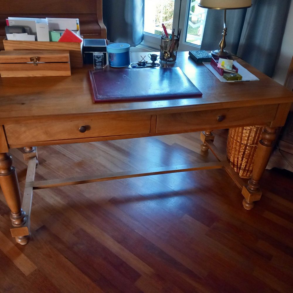 Bureau ancien 300 Seilh (31)