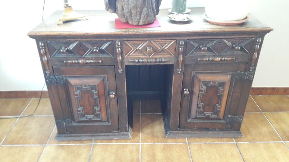 Bureau ?anglais? / 76,5 - 128- 50 400 Beaupuy (82)