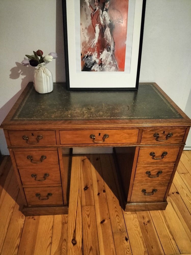 BUREAU ANGLAIS 150 Prades (48)