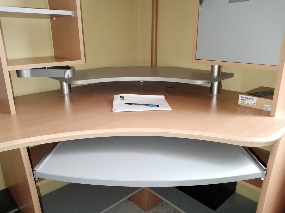 Bureau d'angle d'ordinateur 80 Eaubonne (95)