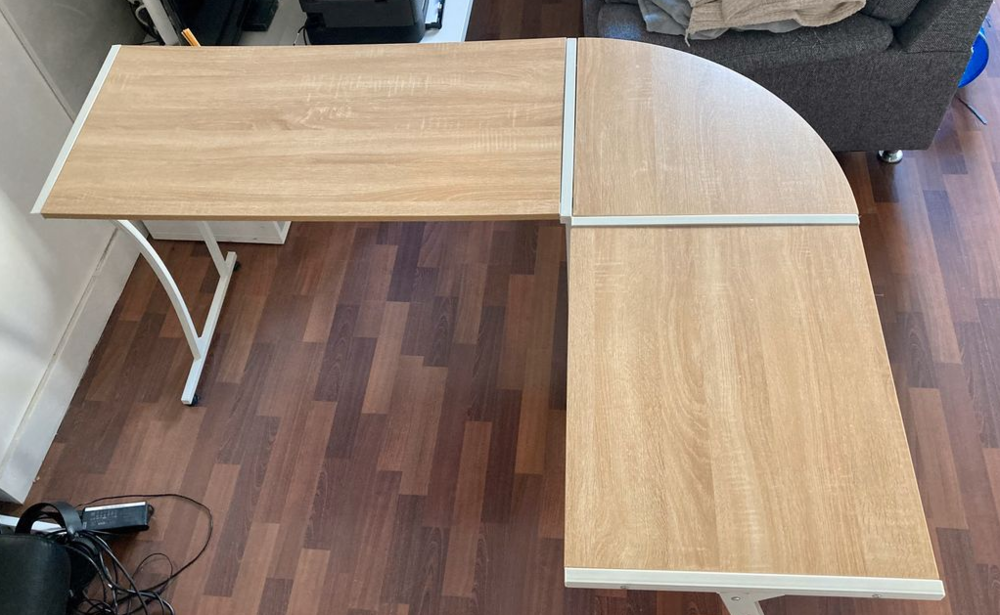 Bureau d'angle en tr�s bon �tat 25 Puteaux (92)