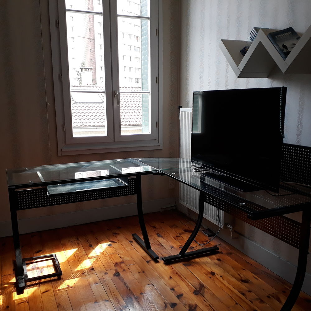 Bureau d'angle verre et acier 150 Grenoble (38)