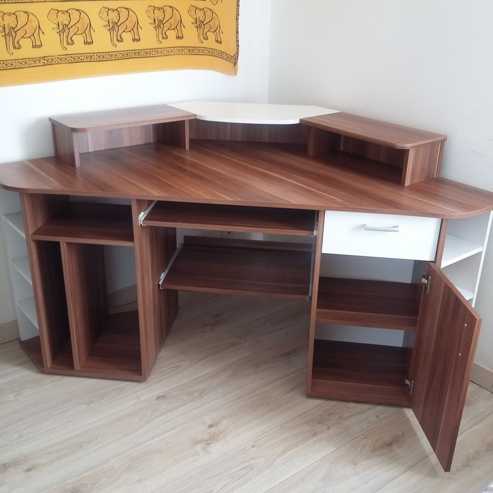 Bureau d'angle 150 Lannilis (29)