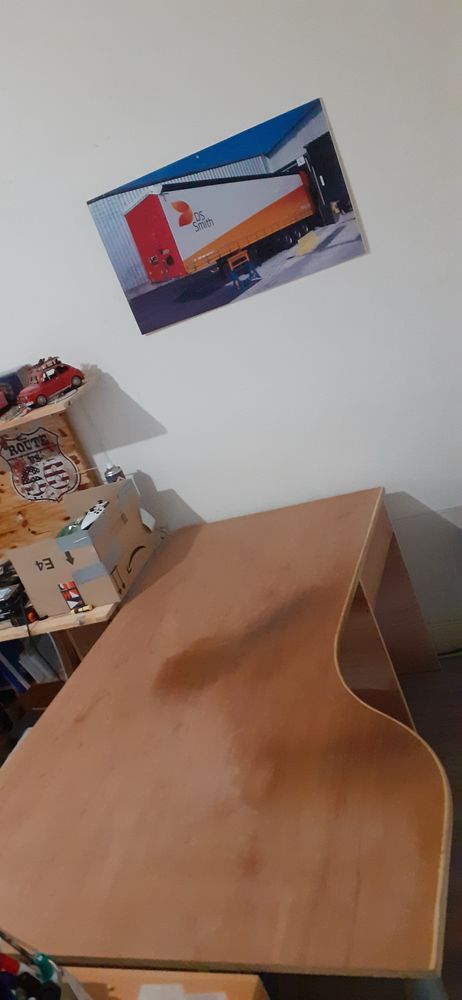 Bureau d'angle 60 Valserh�ne (01)