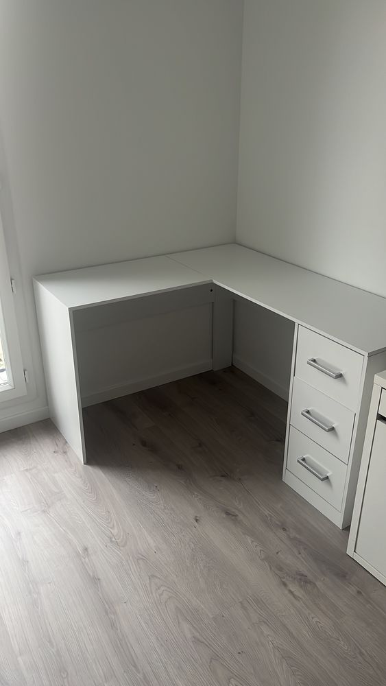 Bureau d'angle 70 Le Blanc-Mesnil (93)